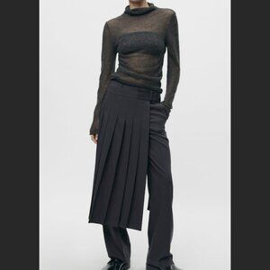 Pleated skirt pants